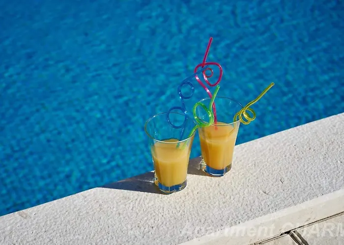 Luxury Apartment Charm With Pool