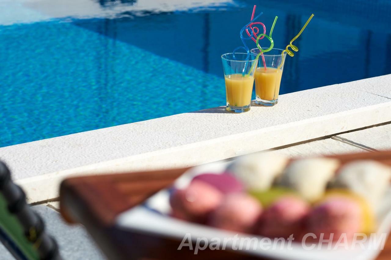 Luxury Charm With Pool